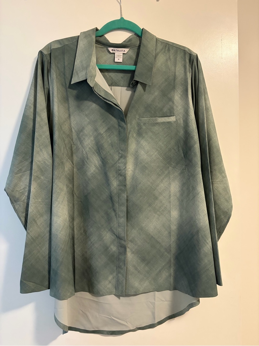 Athleta Sage Green Button-Up Shirt